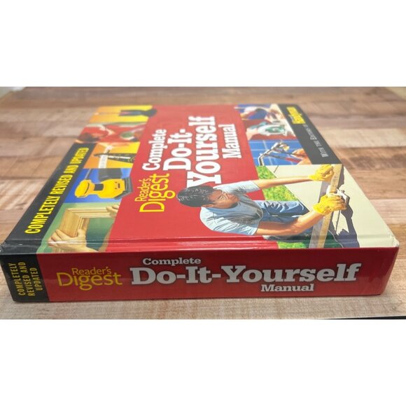 Readers Digest Complete Do-It-Yourself Manual With The Family Handyman Editors R - Picture 3 of 3